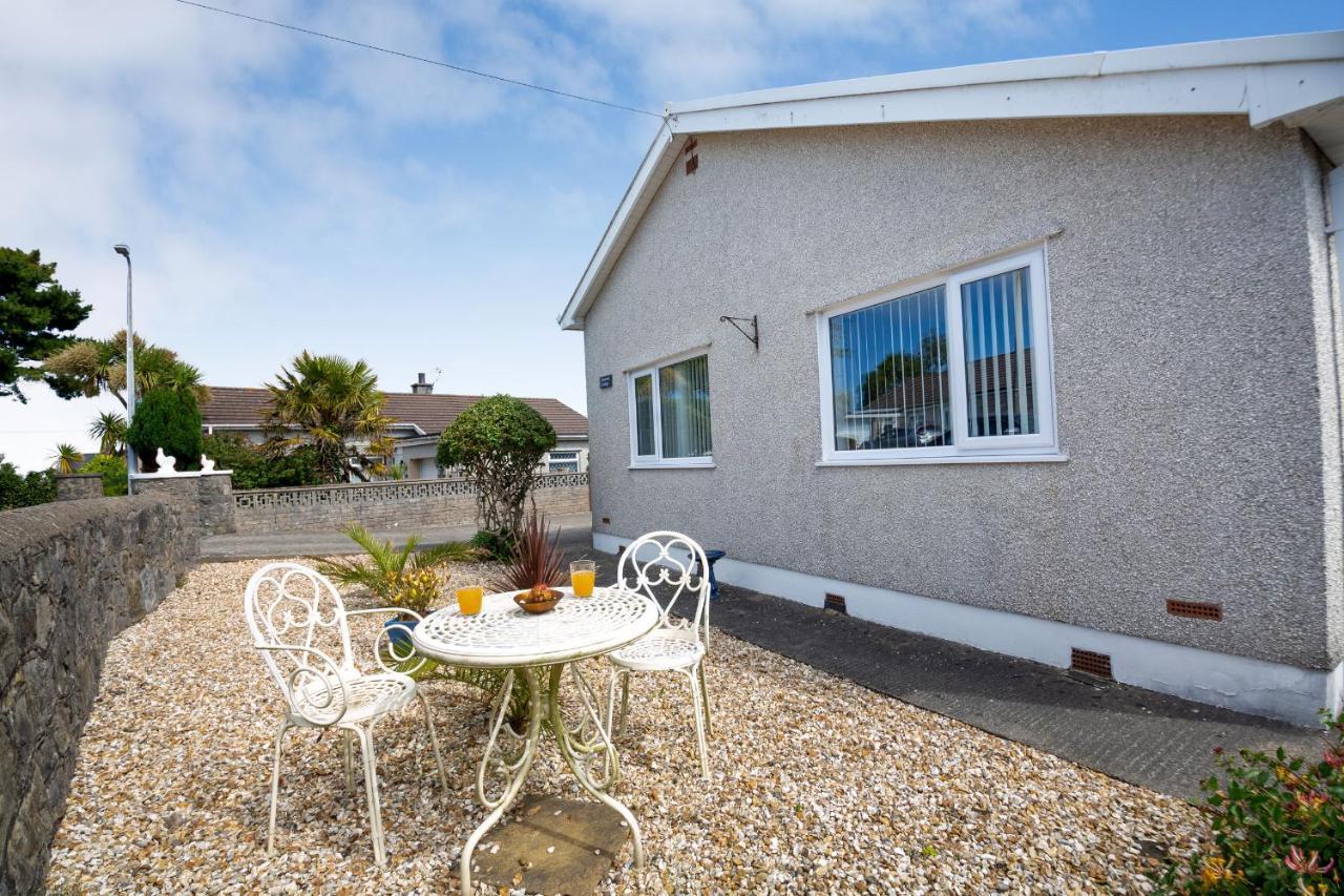 Cororion Cottage Benllech Exteriör bild