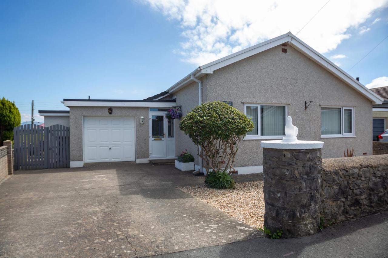 Cororion Cottage Benllech Exteriör bild
