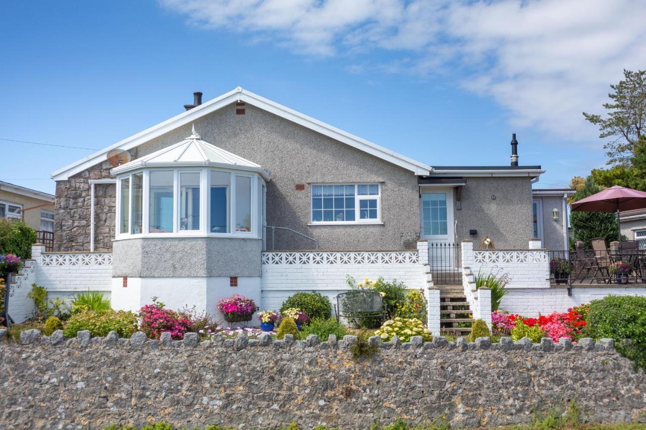 Cororion Cottage Benllech Exteriör bild